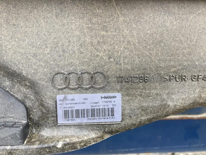 Люк Audi A4 2021 - миниатюра 4