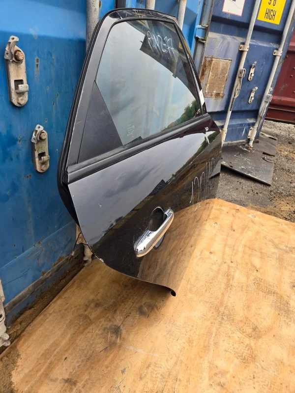 Дверь боковая задняя правая Kia Cerato 2 2012 - миниатюра 3