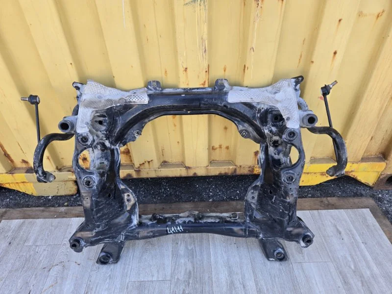 Балка подвески передняя Mercedes-Benz GLK350 Х204 - миниатюра 2