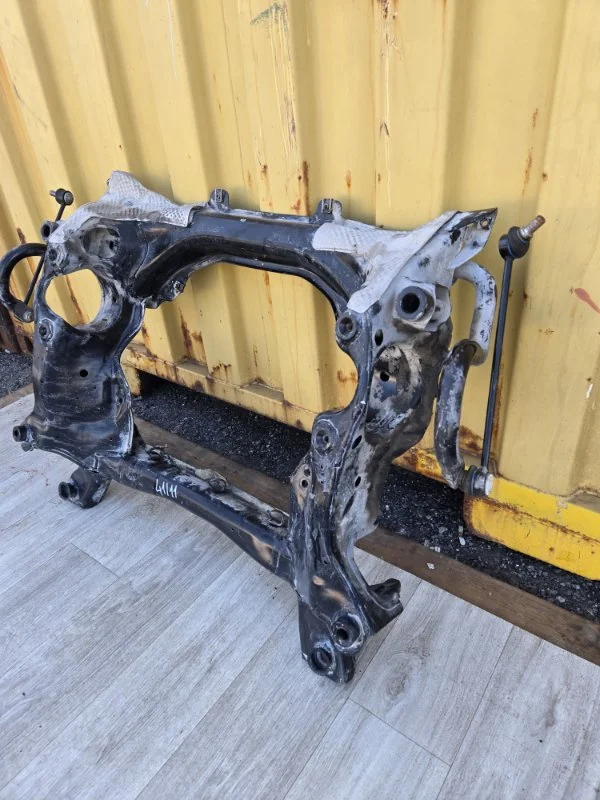 Балка подвески передняя Mercedes-Benz GLK350 Х204 - миниатюра 4