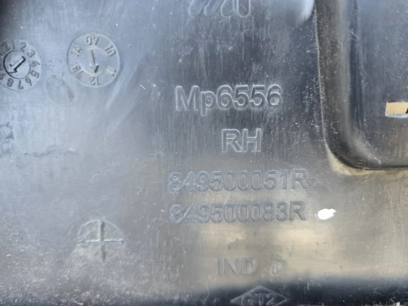 Обшивка багажника правая RENAULT Duster 1 F4R 2.0 - миниатюра 8