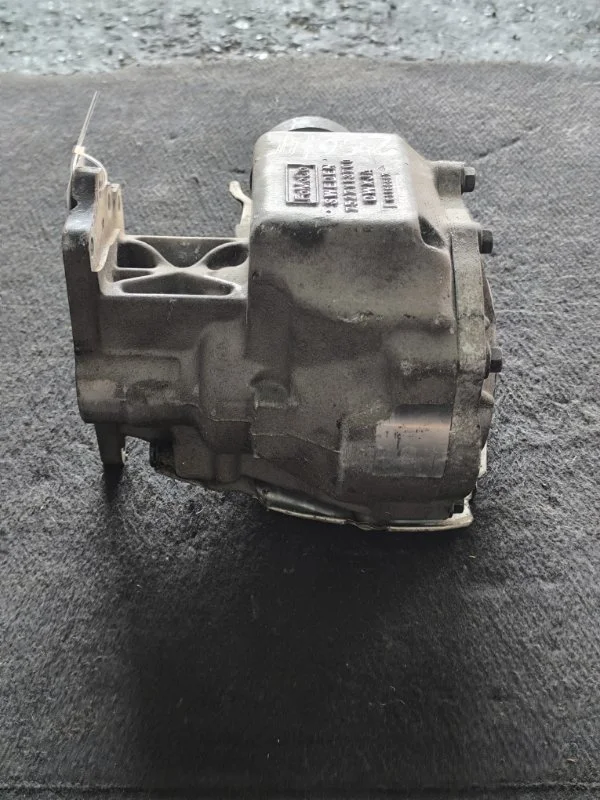 Раздаточная коробка Volvo S80 2 D5244T 2007 - миниатюра 3