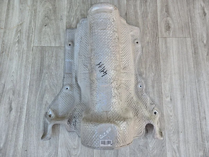 Тепловой экран Mercedes-Benz GLK350 Х204 3.5L V6 - миниатюра 2