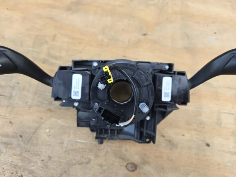 Блок подрулевых переключателей Ford Focus 3 ХЭЧБЭК - миниатюра 3