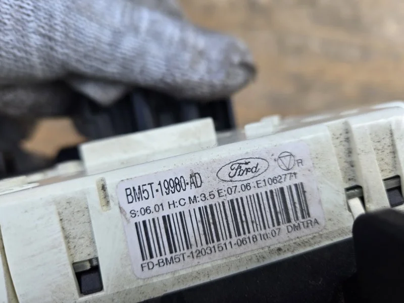 Блок управления климат-контролем Ford Focus 3 PNDA - миниатюра 7