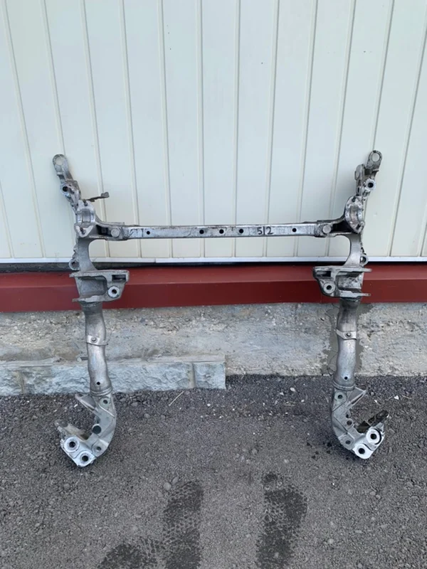 Балка подвески передняя Audi Q5 CAL 2008-2012 - миниатюра 2