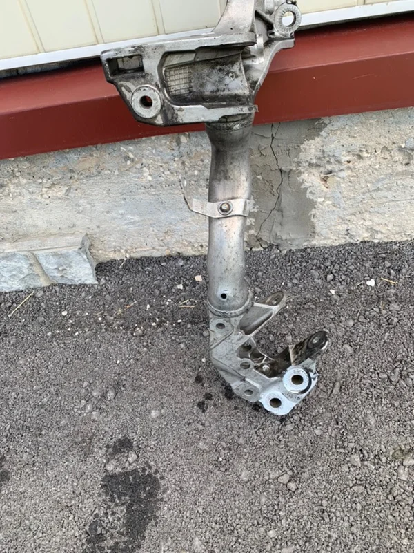 Балка подвески передняя Audi Q5 CAL 2008-2012 - миниатюра 8