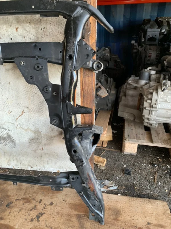 Балка подвески передняя BMW X5 E70 N62B48B 2012 - миниатюра 2