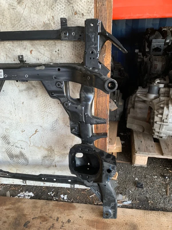 Балка подвески передняя BMW X5 E70 N62B48B 2012 - миниатюра 8