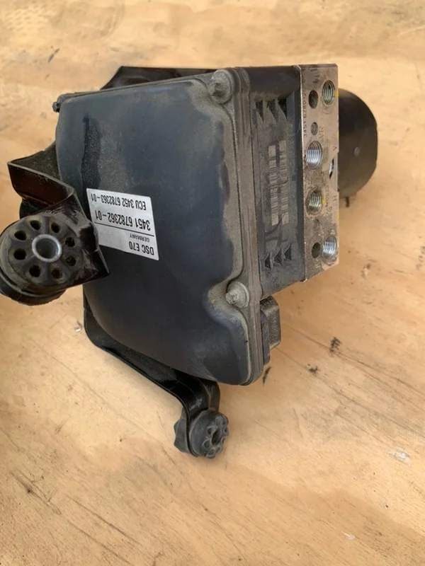 Блок ABS BMW X5 E70 N62B48B 2012 - миниатюра 5