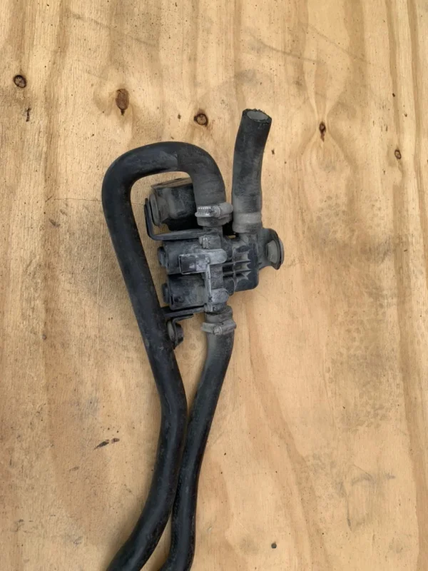 Кран печки BMW X5 E70 N62B48B 2012 - миниатюра 8