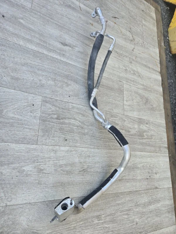 Трубка кондиционера Mercedes-Benz GLK350 Х204 3.5L - миниатюра 2