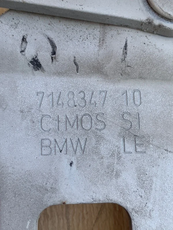 Петля капота левая BMW X5 E70 N62B48B 2012 - миниатюра 7