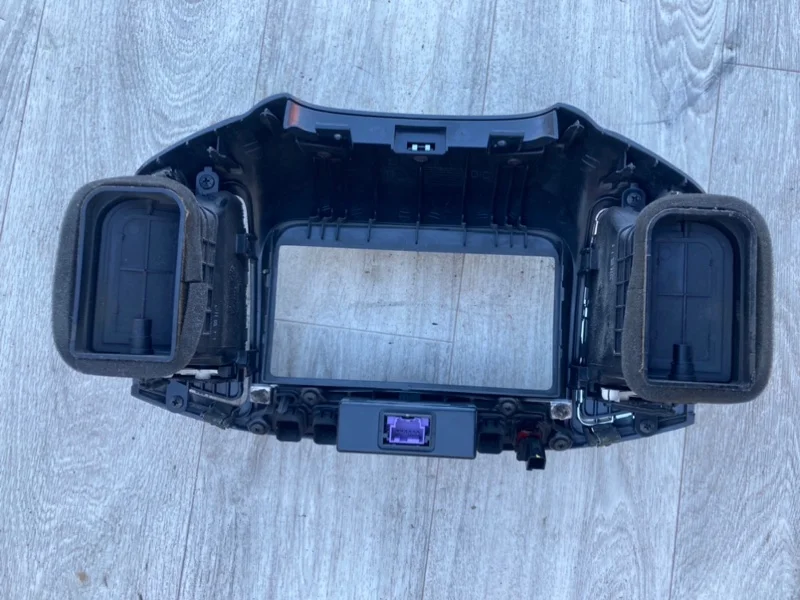 Консоль магнитофона Chevrolet captiva C140 LE5 - миниатюра 6