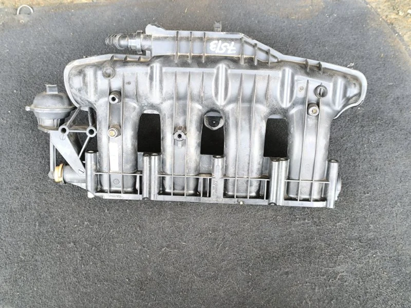 Коллектор впускной Audi A4 B8 CDH 1.8 2011 - миниатюра 2