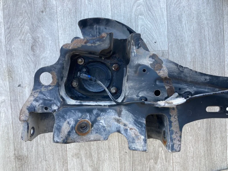 Кулак поворотный задний левый Ford Focus 3 PNDA - миниатюра 8