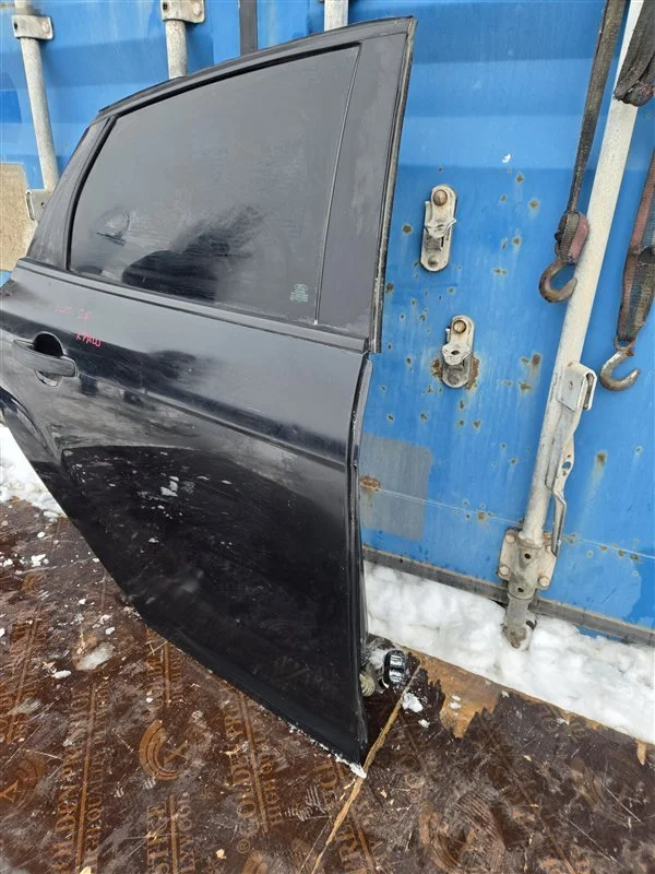 Дверь боковая задняя правая Ford Focus 3 ХЭЧБЭК - миниатюра 2