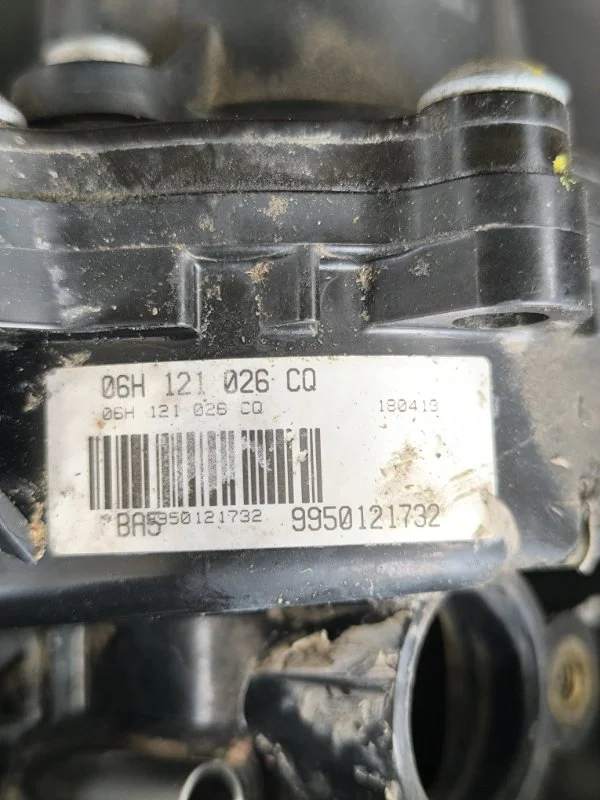 Помпа Audi A4 B8 CDH 1.8 2011 - миниатюра 9