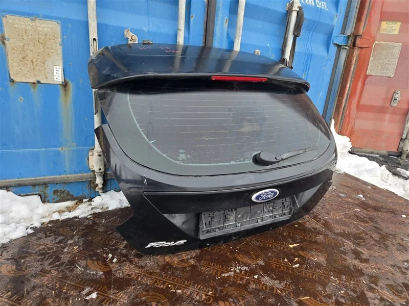 Крышка багажника Ford Focus 3 ХЭЧБЭК 2014 - миниатюра 3