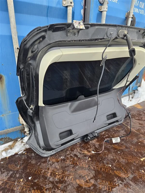 Крышка багажника Ford Focus 3 ХЭЧБЭК 2014 - миниатюра 7