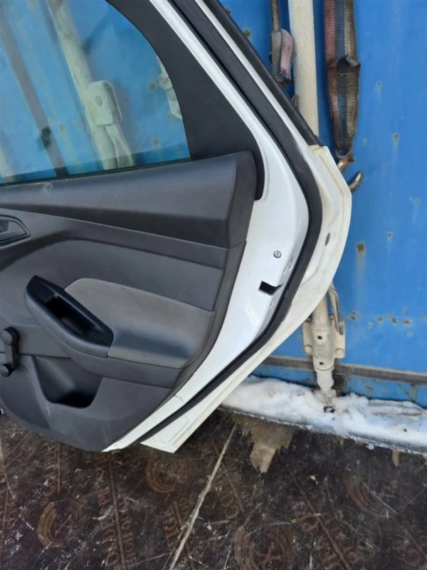 Дверь боковая задняя правая Ford Focus 3 SEDAN - миниатюра 8