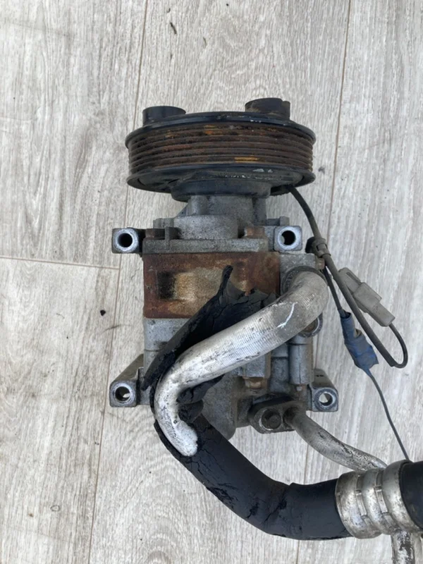 Компрессор кондиционера Mazda 3 BK Z6 2010 - миниатюра 2