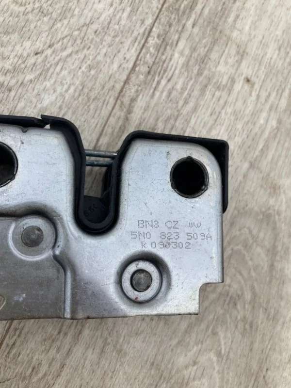 Замок капота Volkswagen tiguan 1 2010 - миниатюра 4