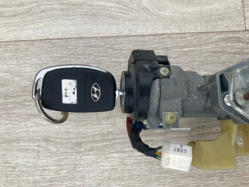 Замок зажигания Hyundai Elantra MD G4NB 1.8 2014 - миниатюра 7