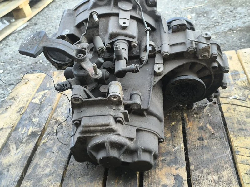 МКПП Volkswagen Passat B6 2.0 2012 - миниатюра 3