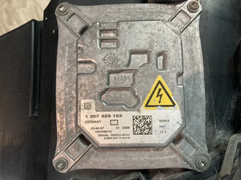 Фара ксеноновая передняя правая BMW X5 E70 N62B48B - миниатюра 5