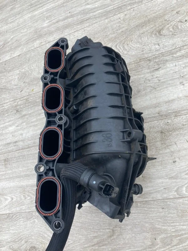 Коллектор впускной Peugeot 308 1 PSA5F01 2012 - миниатюра 8