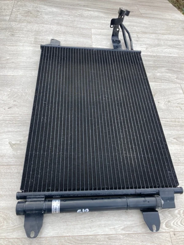 Радиатор кондиционера Audi A3 8P CDA 2004-2013 - миниатюра 3