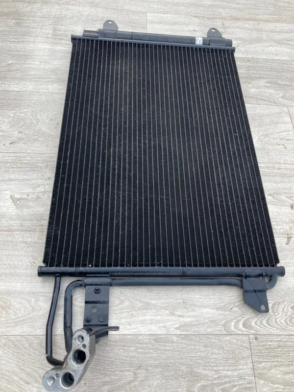 Радиатор кондиционера Audi A3 8P CDA 2004-2013 - миниатюра 4