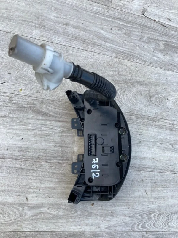 Блок управления климат-контролем Chevrolet Spark M - миниатюра 4