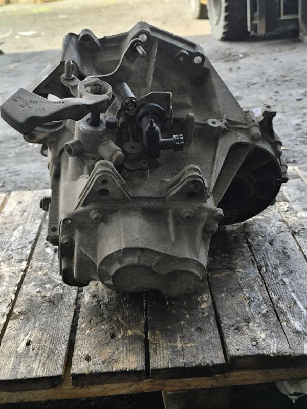 МКПП Volkswagen BSE 1.6 - миниатюра 3