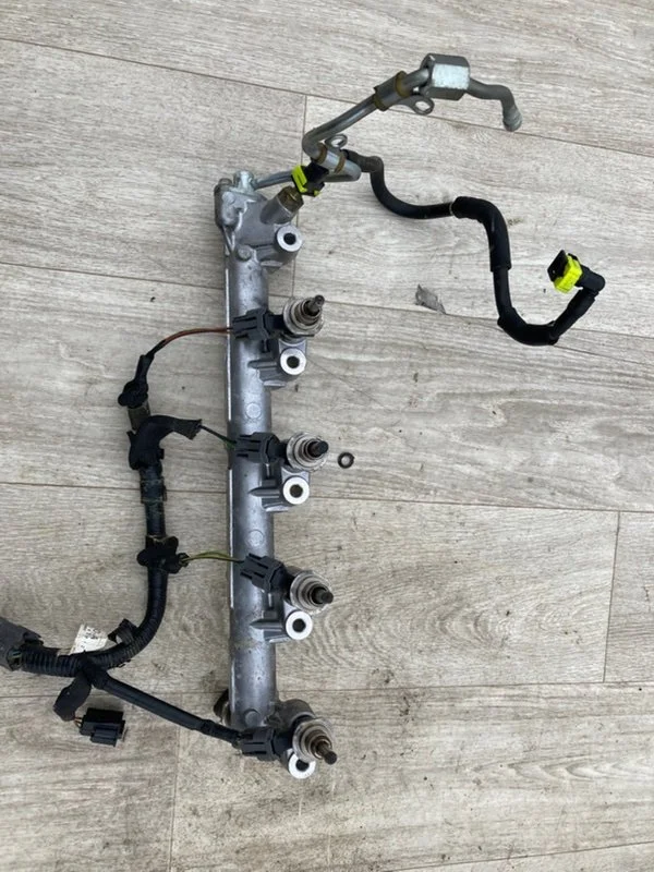 Топливная рейка Mazda СХ 7 L3 2.3 2012 - миниатюра 6