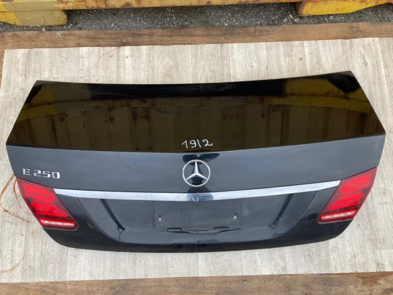 Крышка багажника Mercedes-Benz E-class W212 - изображение 1