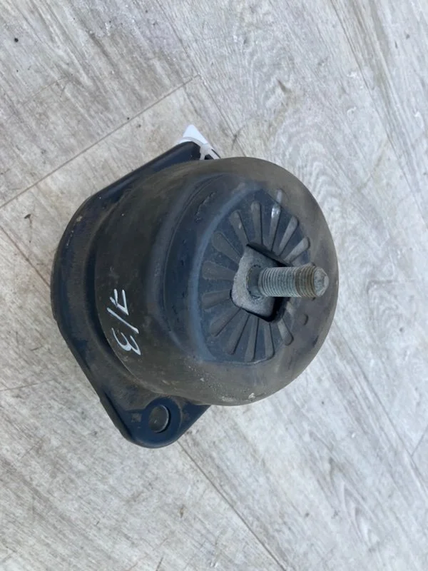 Подушка двигателя левая Kia Mohave HM D6EA 2012 - миниатюра 9