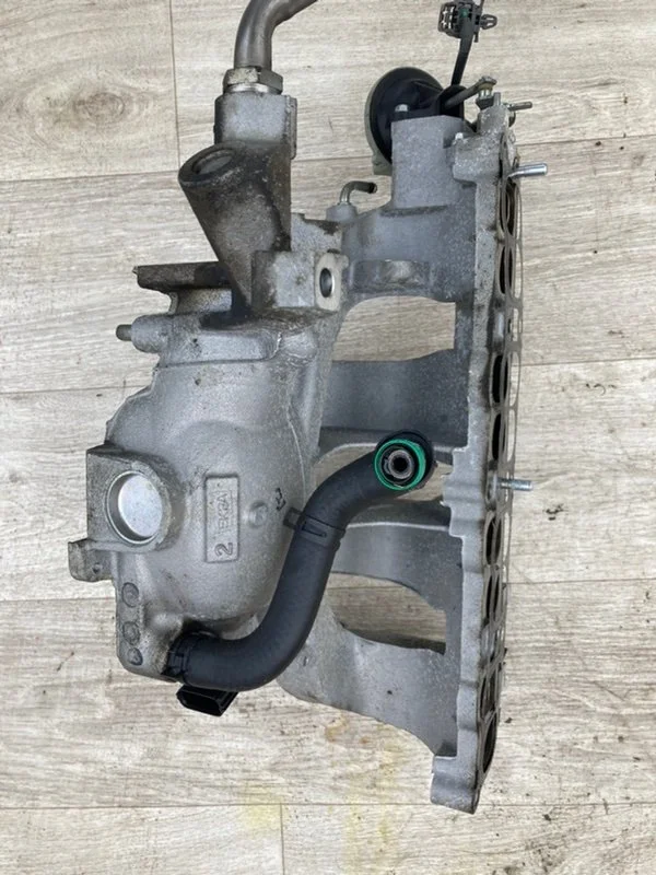 Коллектор впускной Mazda СХ 7 L3 2.3 2012 - миниатюра 4