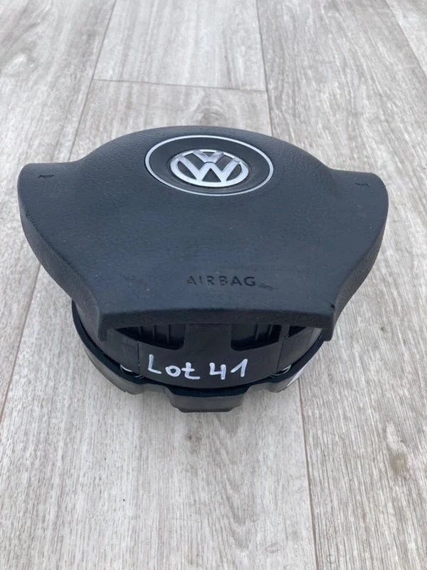Подушка безопасности в руль Volkswagen Passat СС - миниатюра 2