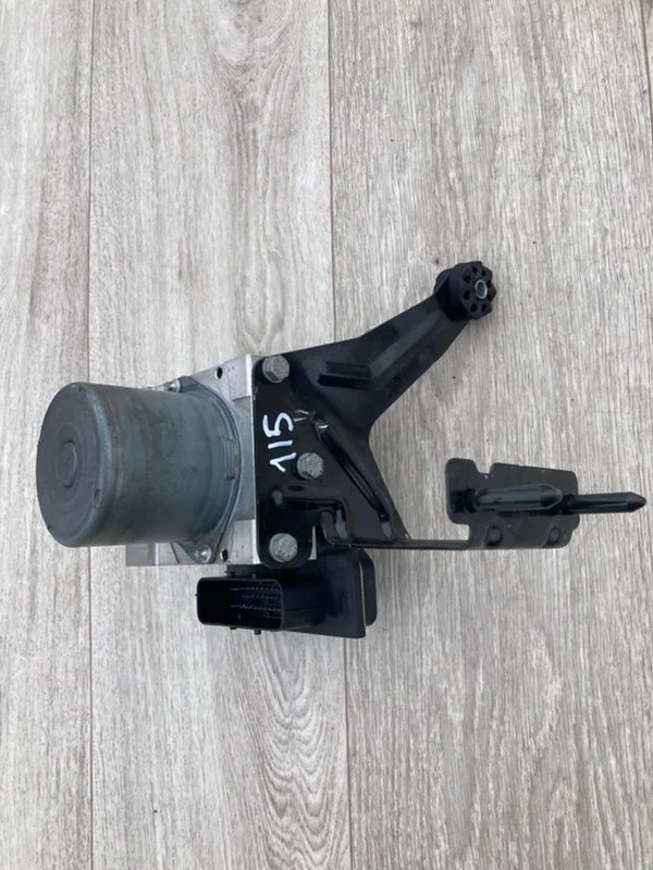 Блок ABS BMW X3 E83 N47D20 2010 - миниатюра 5