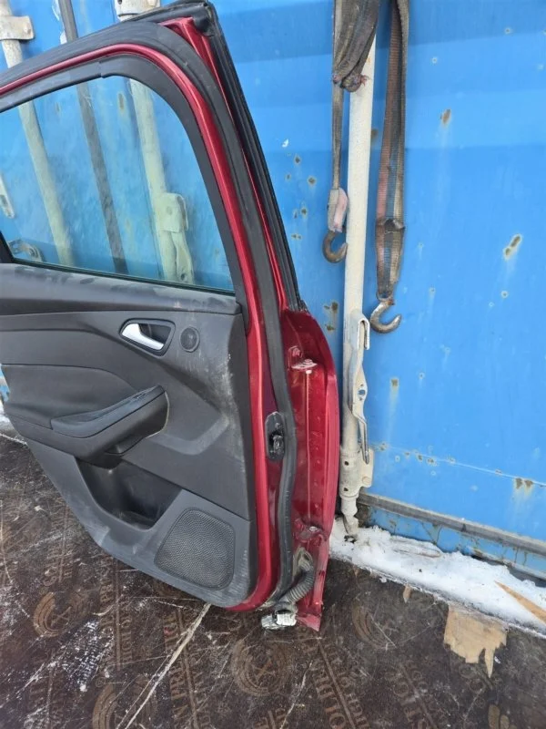 Дверь боковая задняя левая Ford Focus 3 SEDAN 2.0 - миниатюра 8