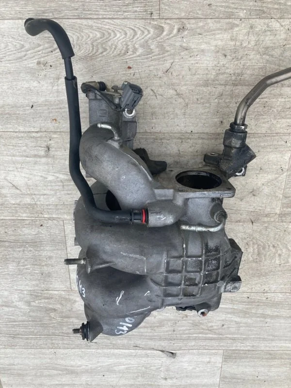 Коллектор впускной Mazda CX7 1 L3 2.3 2012 - миниатюра 2