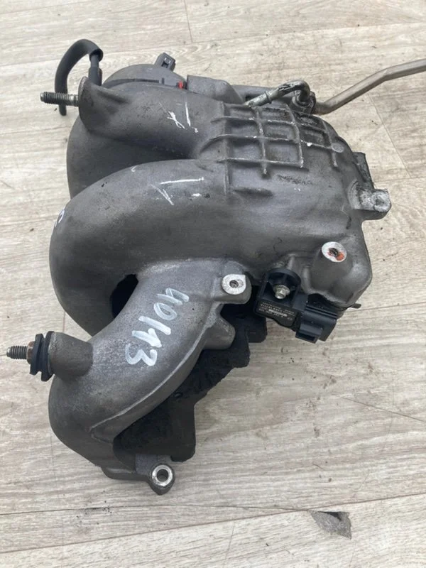 Коллектор впускной Mazda CX7 1 L3 2.3 2012 - миниатюра 3