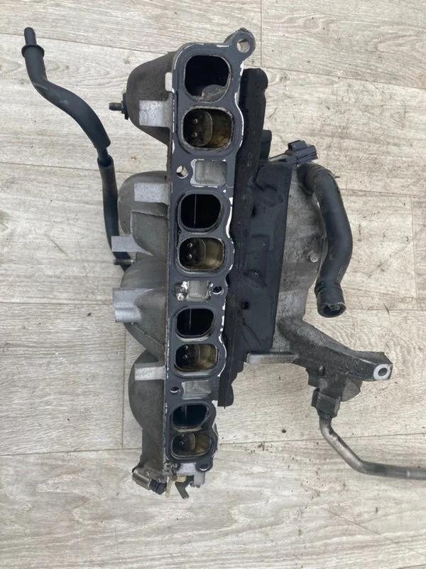 Коллектор впускной Mazda CX7 1 L3 2.3 2012 - миниатюра 5