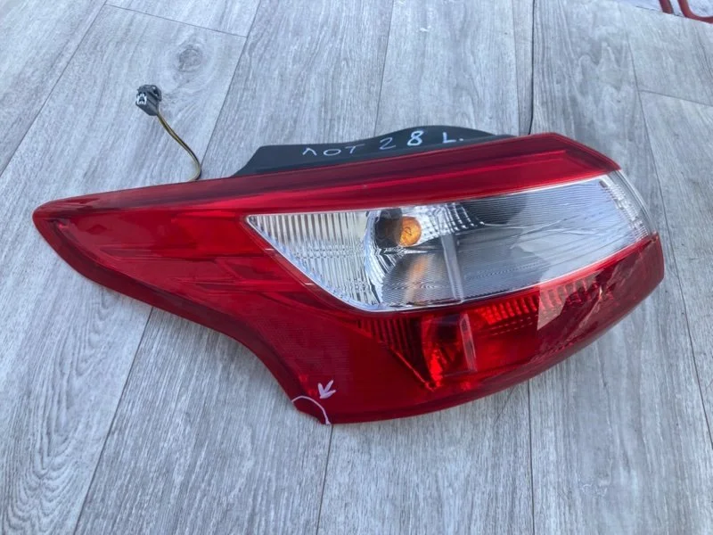 Стоп-сигнал левый Ford Focus 3 SEDAN PNDA 1.6 2012 - миниатюра 3