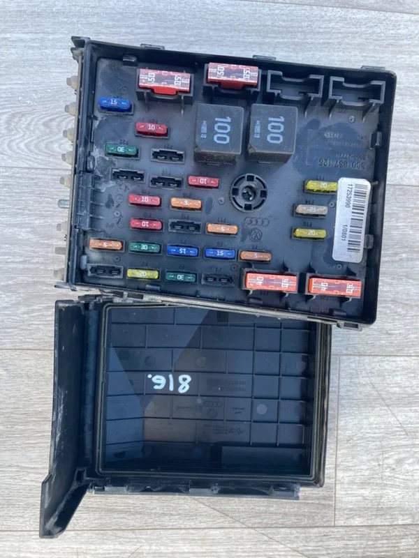 Блок предохранителей Volkswagen Passat CC CDA 2011 - миниатюра 3