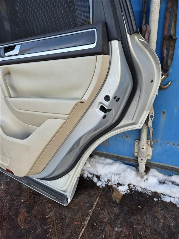 Дверь боковая задняя правая Volkswagen Touareg NF - миниатюра 9