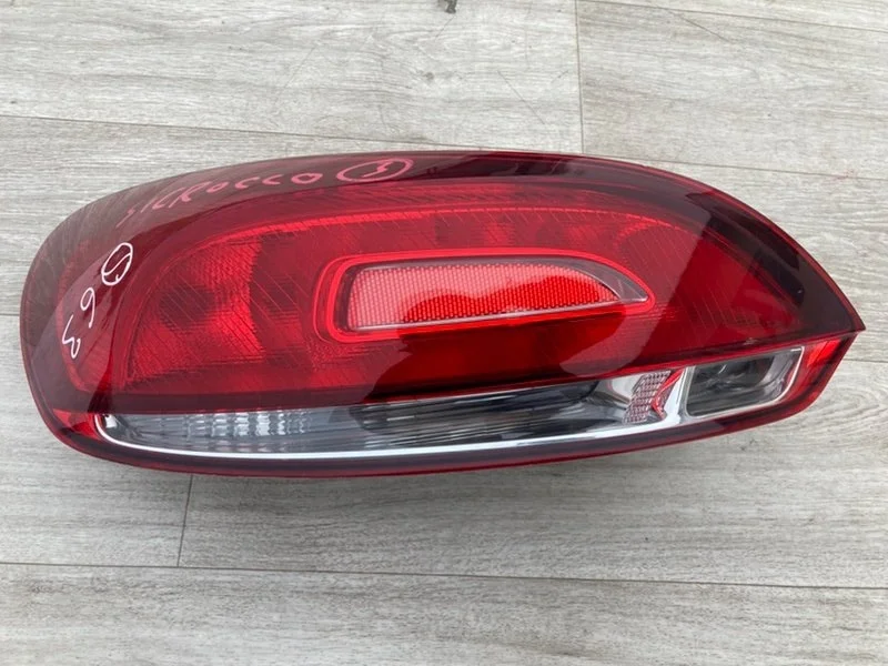 Стоп-сигнал левый Volkswagen Scirocco 3 2009 - изображение 1