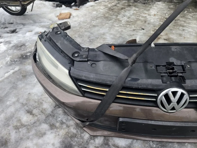 Nose cut Volkswagen jetta 6 2015 - миниатюра 5